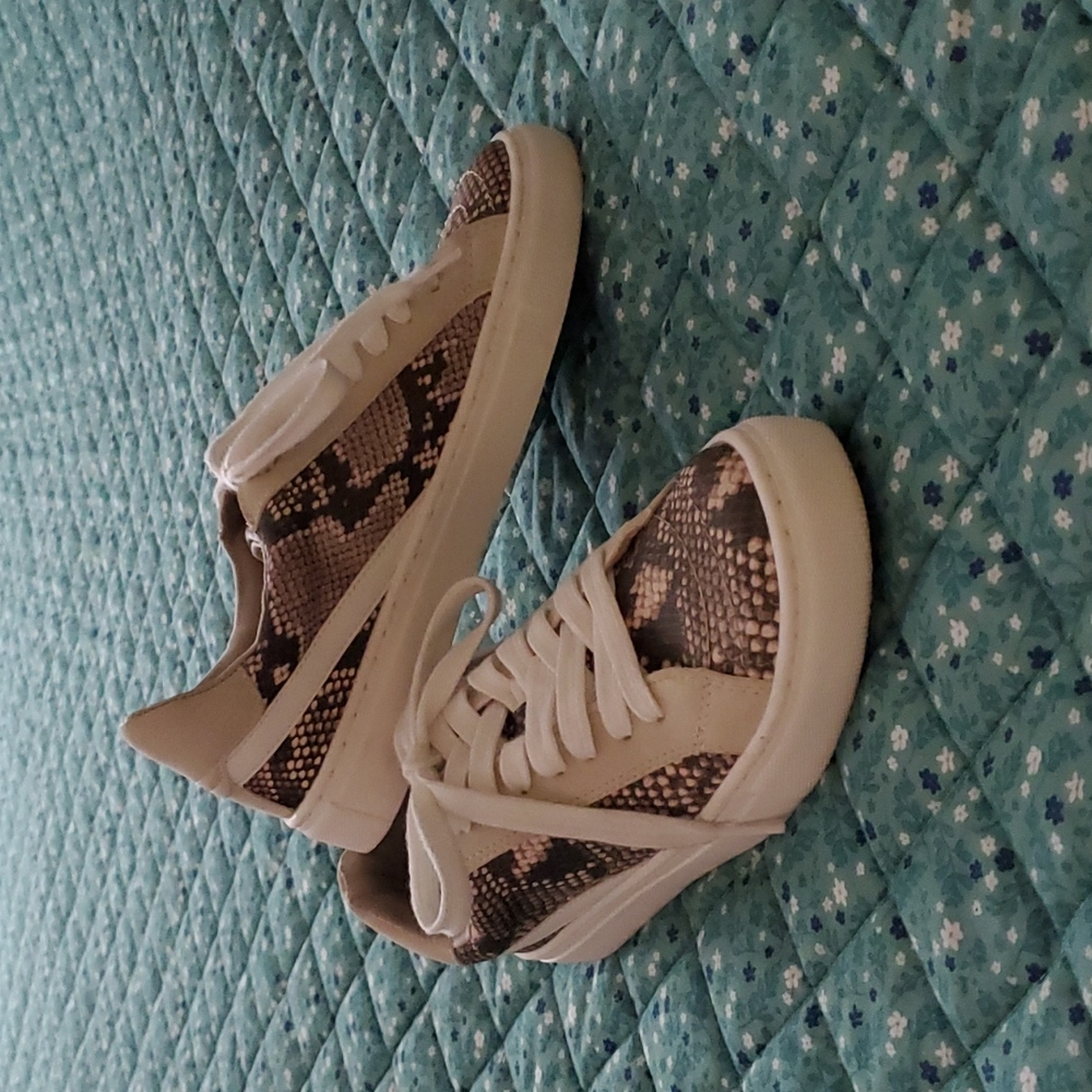 Universal Thread faux snake sneakers